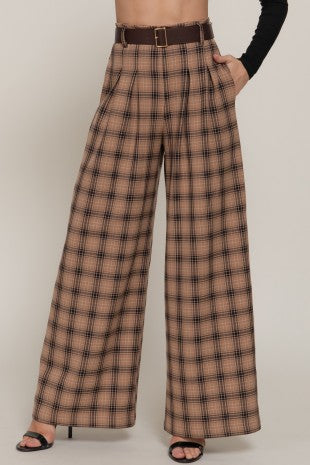 Curvy Pleated Wide Leg Pant